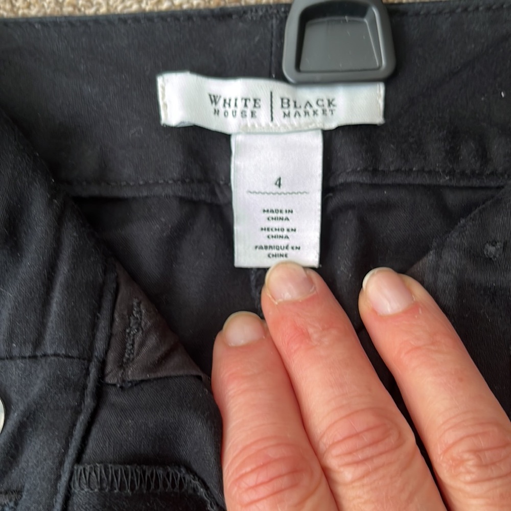 Shorts - Picture 2 of 3